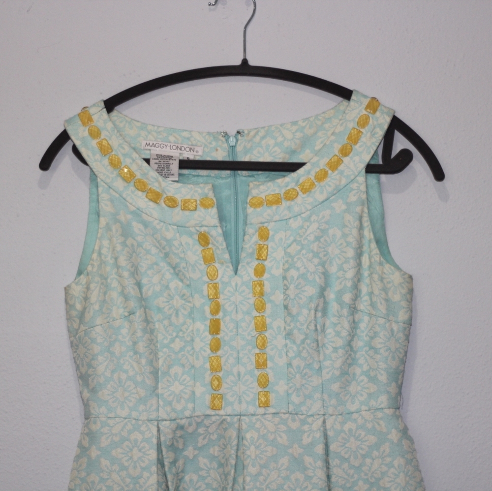 Maggy London retro style dress